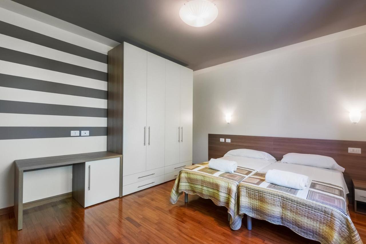 Hotel San Giorgio Le Colline San Colombano al Lambro Екстериор снимка