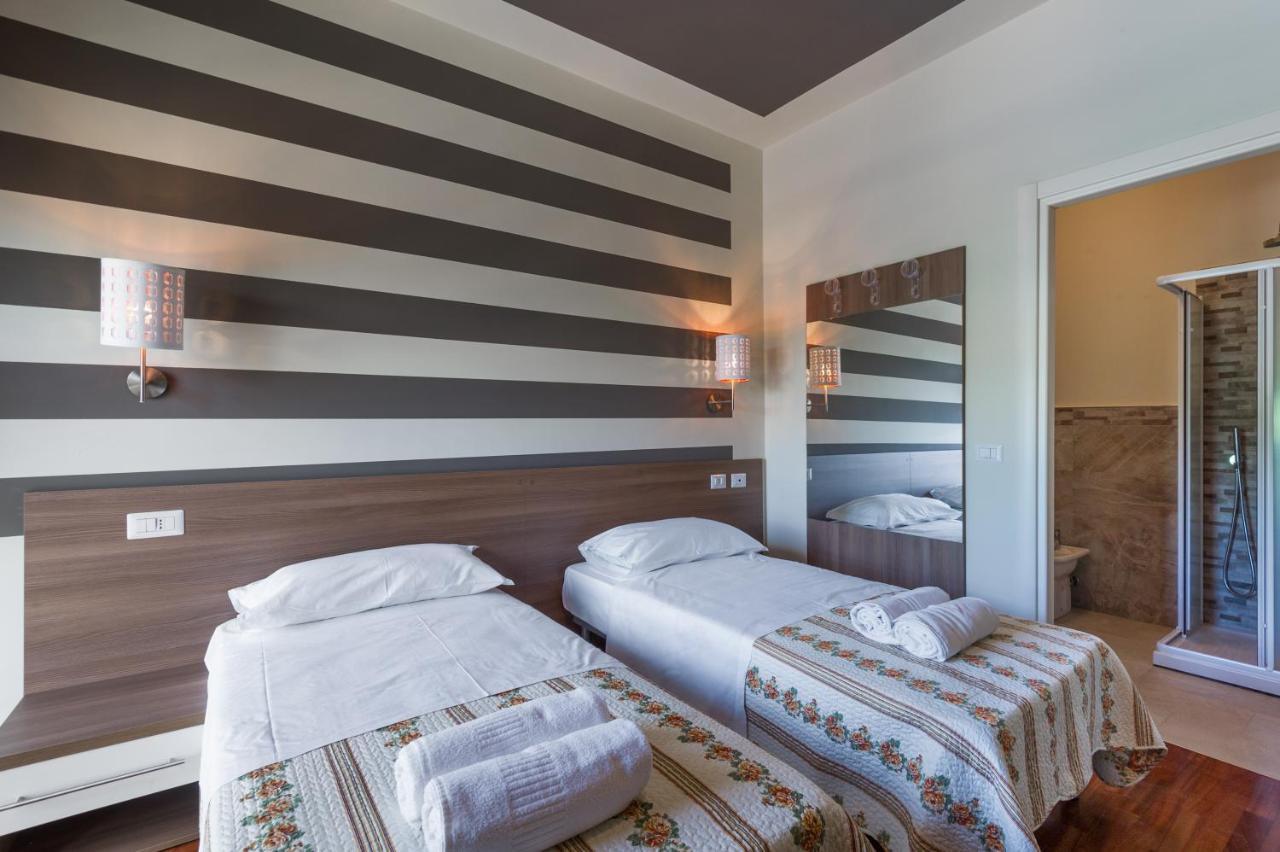 Hotel San Giorgio Le Colline San Colombano al Lambro Екстериор снимка