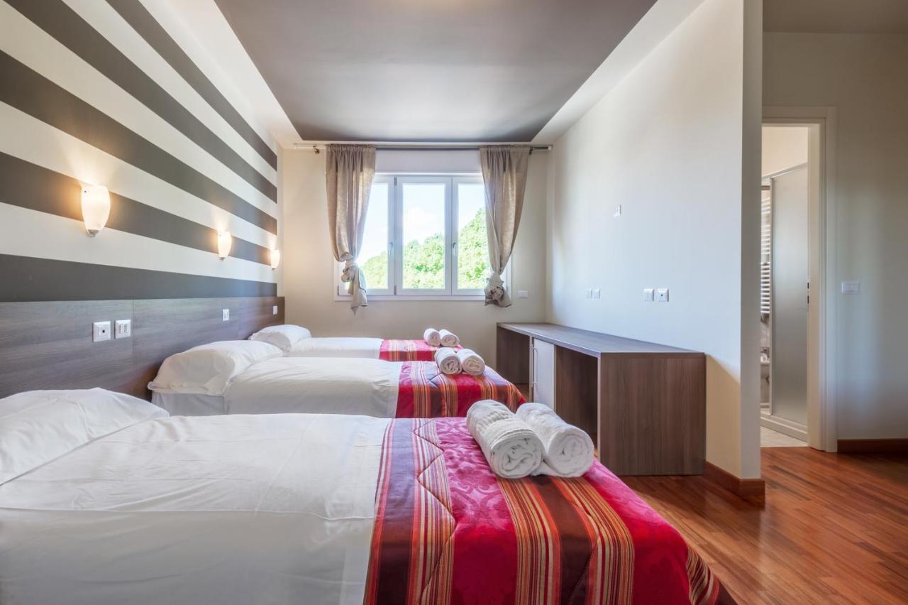 Hotel San Giorgio Le Colline San Colombano al Lambro Екстериор снимка