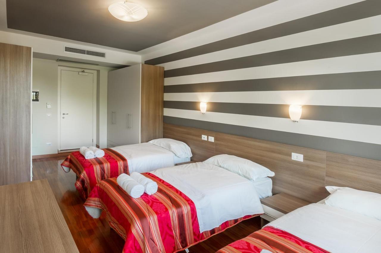 Hotel San Giorgio Le Colline San Colombano al Lambro Екстериор снимка